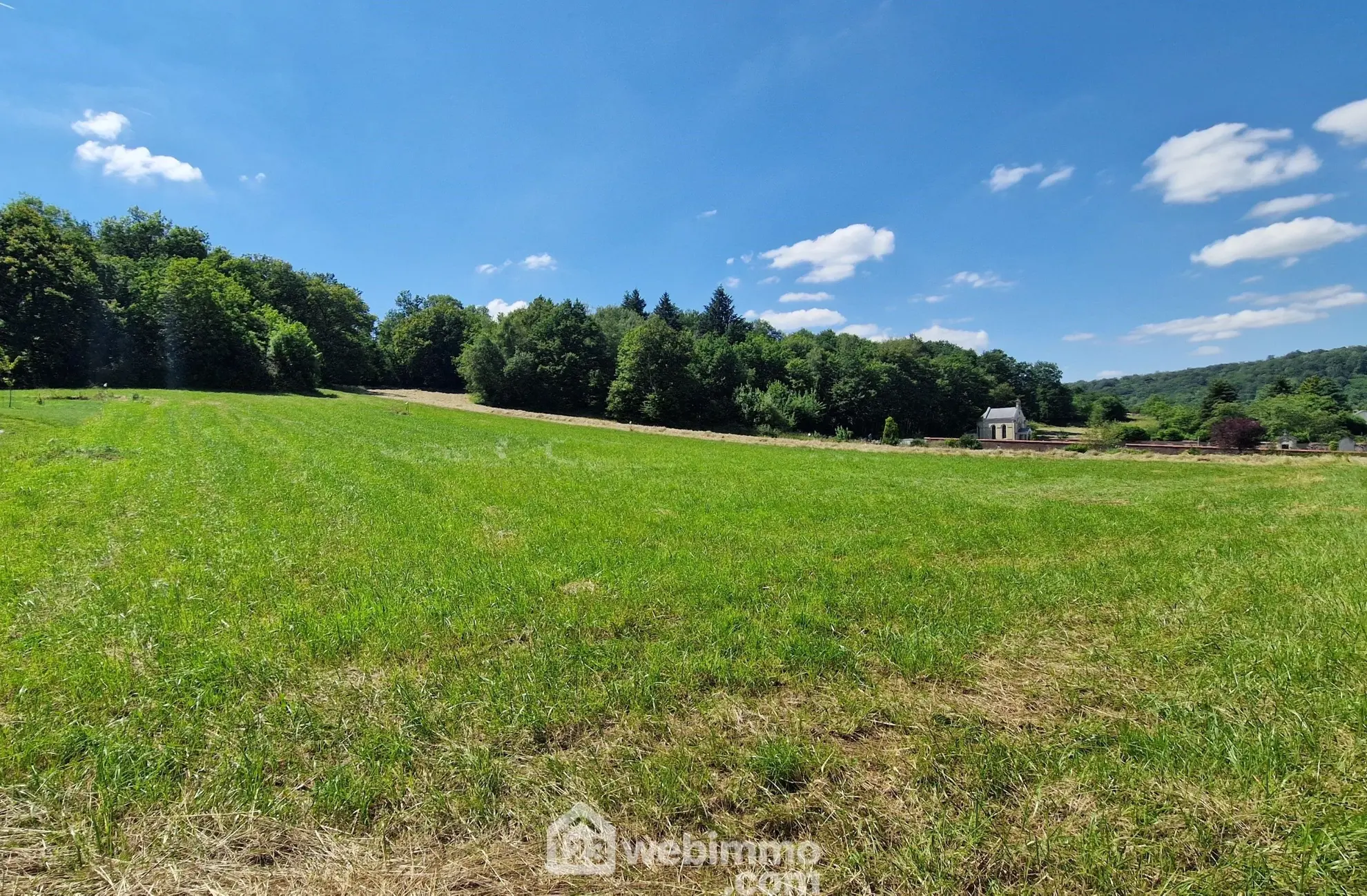 Terrain à bâtir de 1021 m² à Mons-en-Laonnois avec toutes commodités 