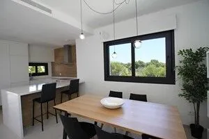 Appartements modernes de golf à vendre à Pilar de la Horadada avec jardin privé et solarium 