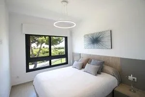 Appartements modernes de golf à vendre à Pilar de la Horadada avec jardin privé et solarium 