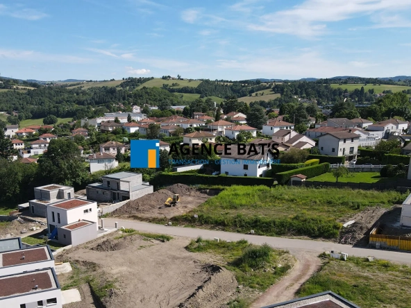 Terrains à bâtir viabilisés à Saint Genest Lerpt - Opportunités d'investissement