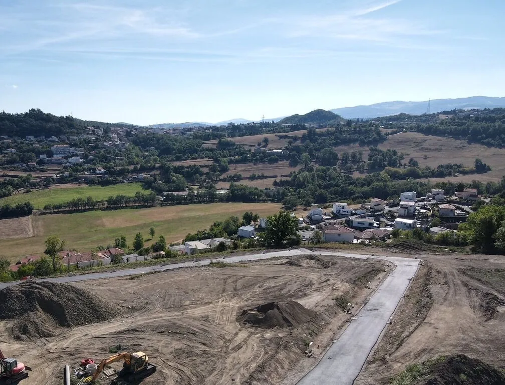 Terrains à bâtir viabilisés à Saint Genest Lerpt - Opportunités d'investissement 