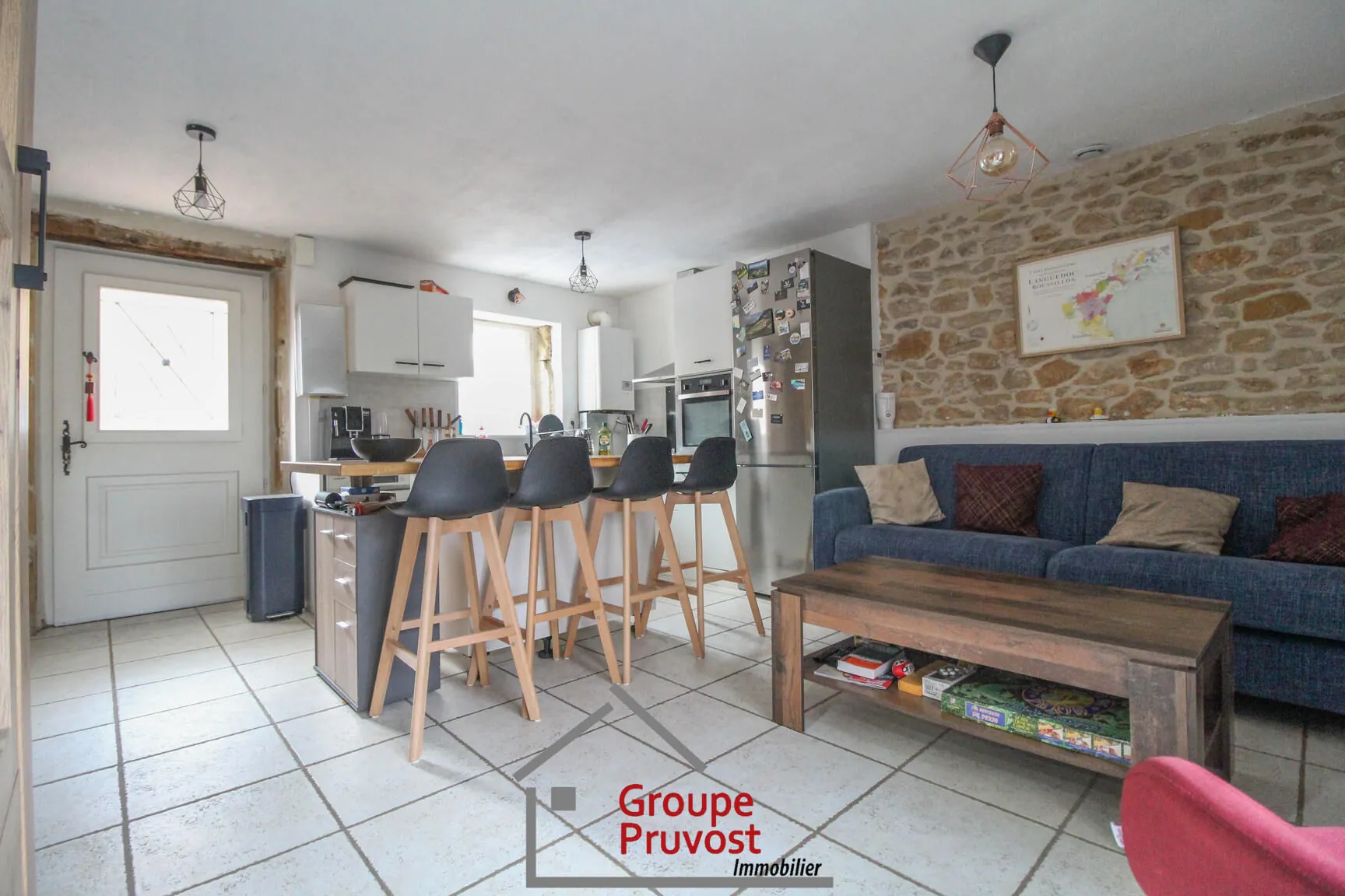 Maison de village rénovée en pierre avec jardin au Bois d'Oingt 