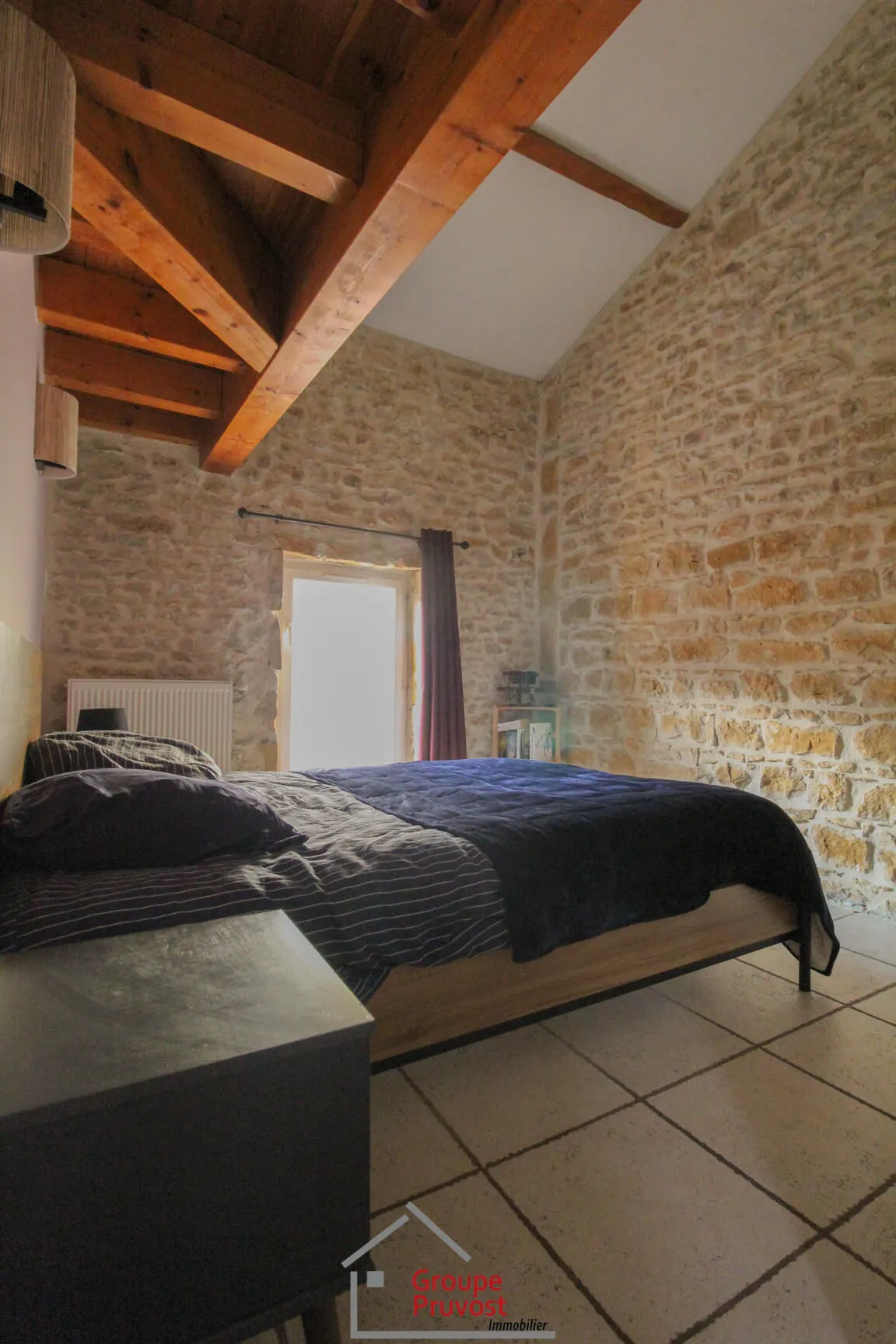 Maison de village rénovée en pierre avec jardin au Bois d'Oingt 