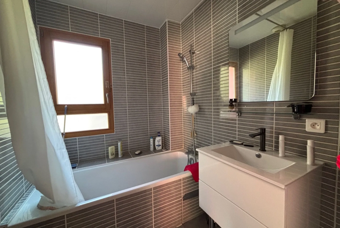 Appartement 4 pièces avec jardin et parking à Villefranche-sur-Saône 