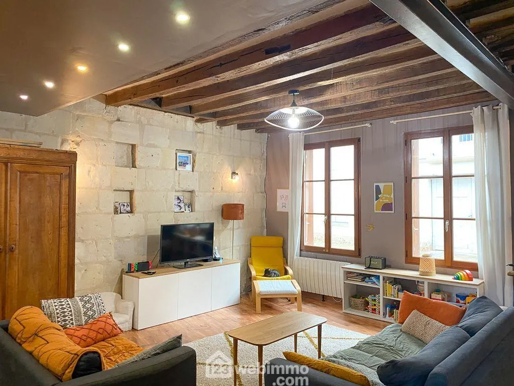 Maison individuelle de 148 m² à Beaufort-en-Anjou avec atelier et grand volume 