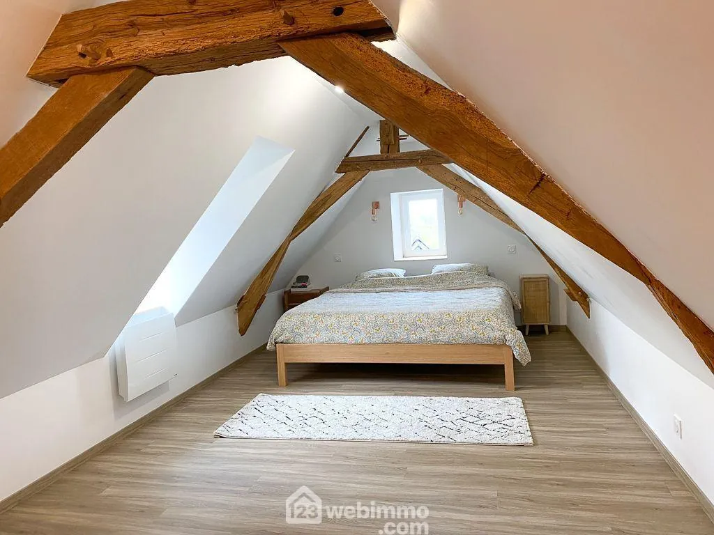 Maison individuelle de 148 m² à Beaufort-en-Anjou avec atelier et grand volume 