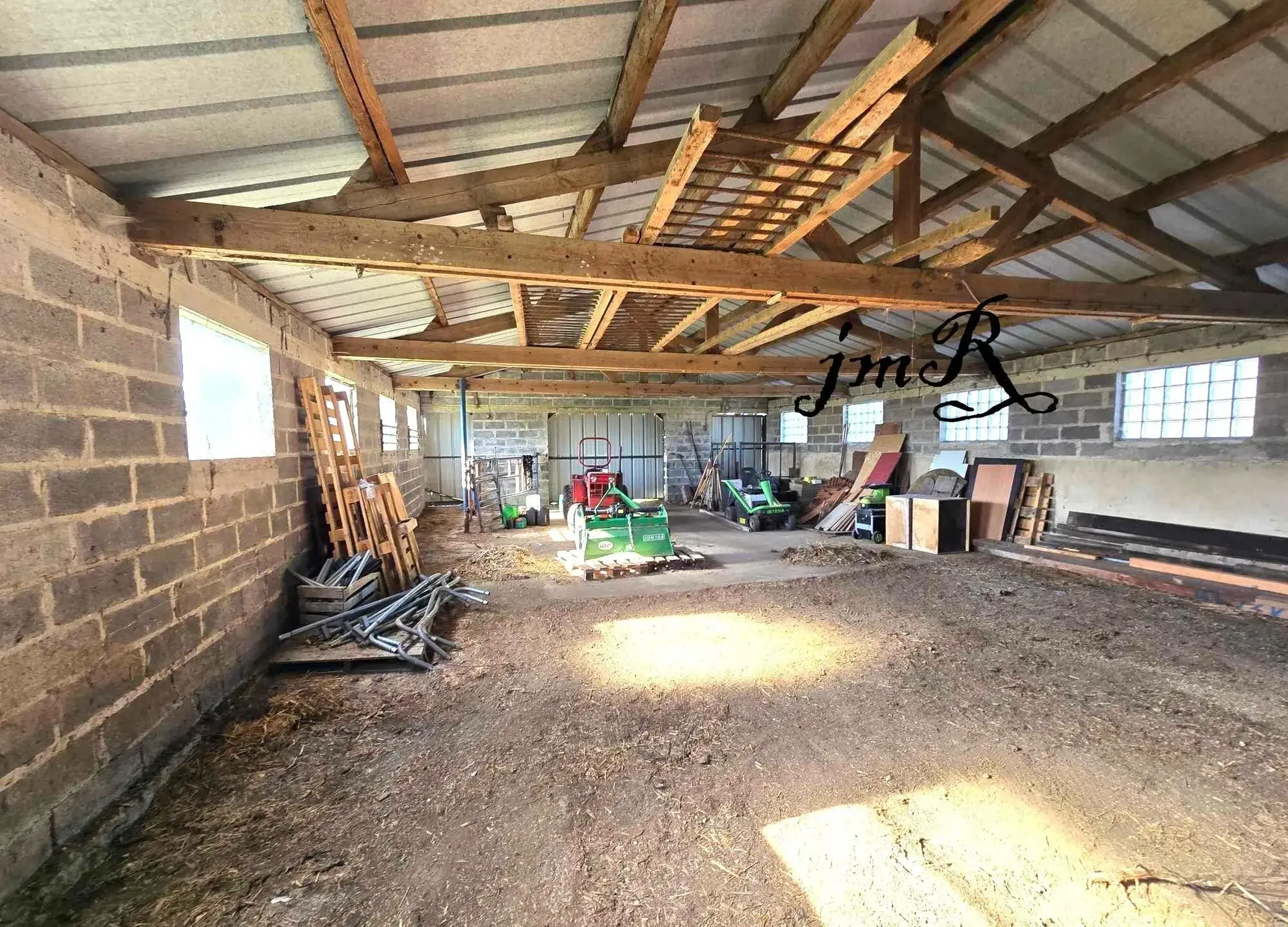 Demeure d'exception rénovée avec annexe historique et vaste terrain à Cartignies 