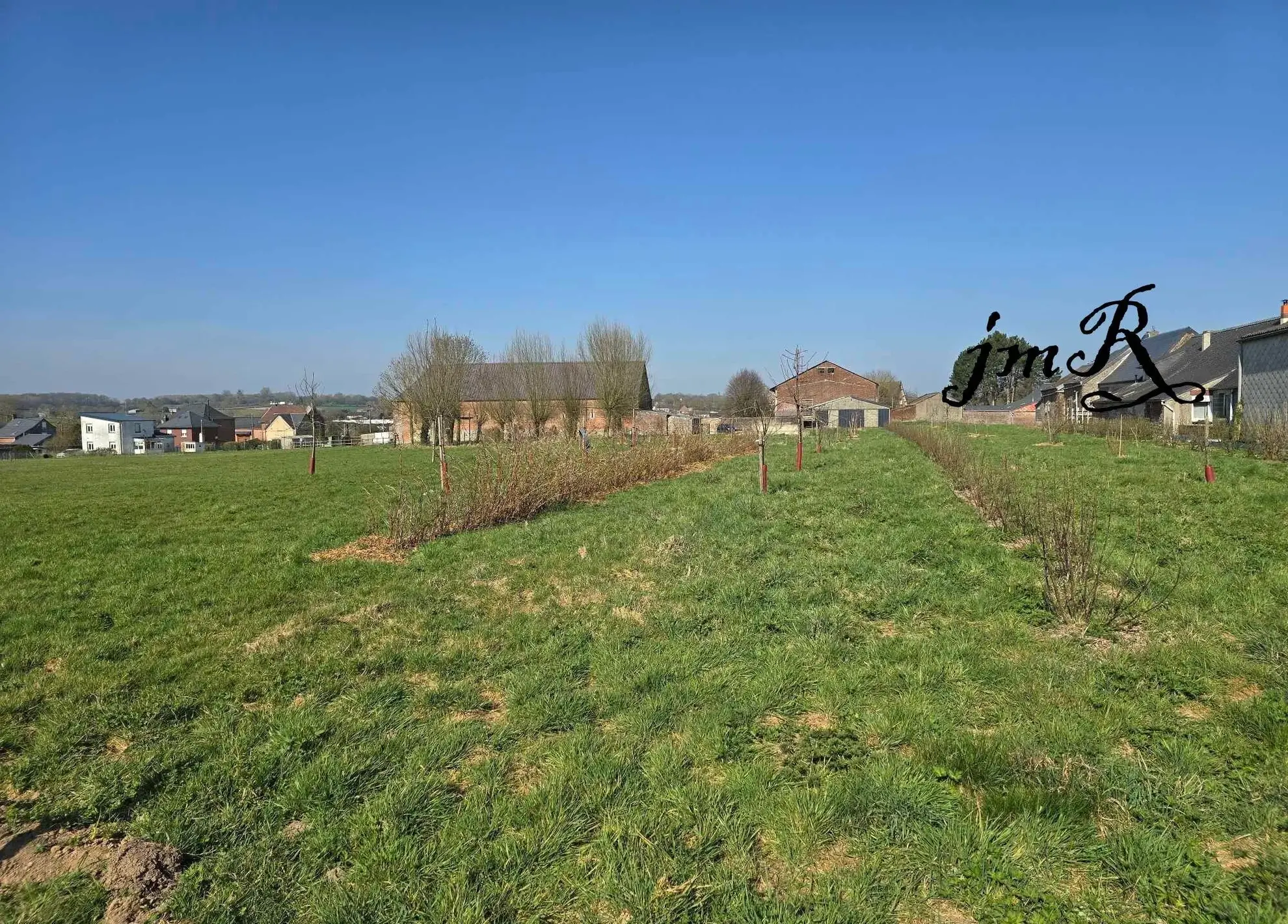 Demeure d'exception rénovée avec annexe historique et vaste terrain à Cartignies 