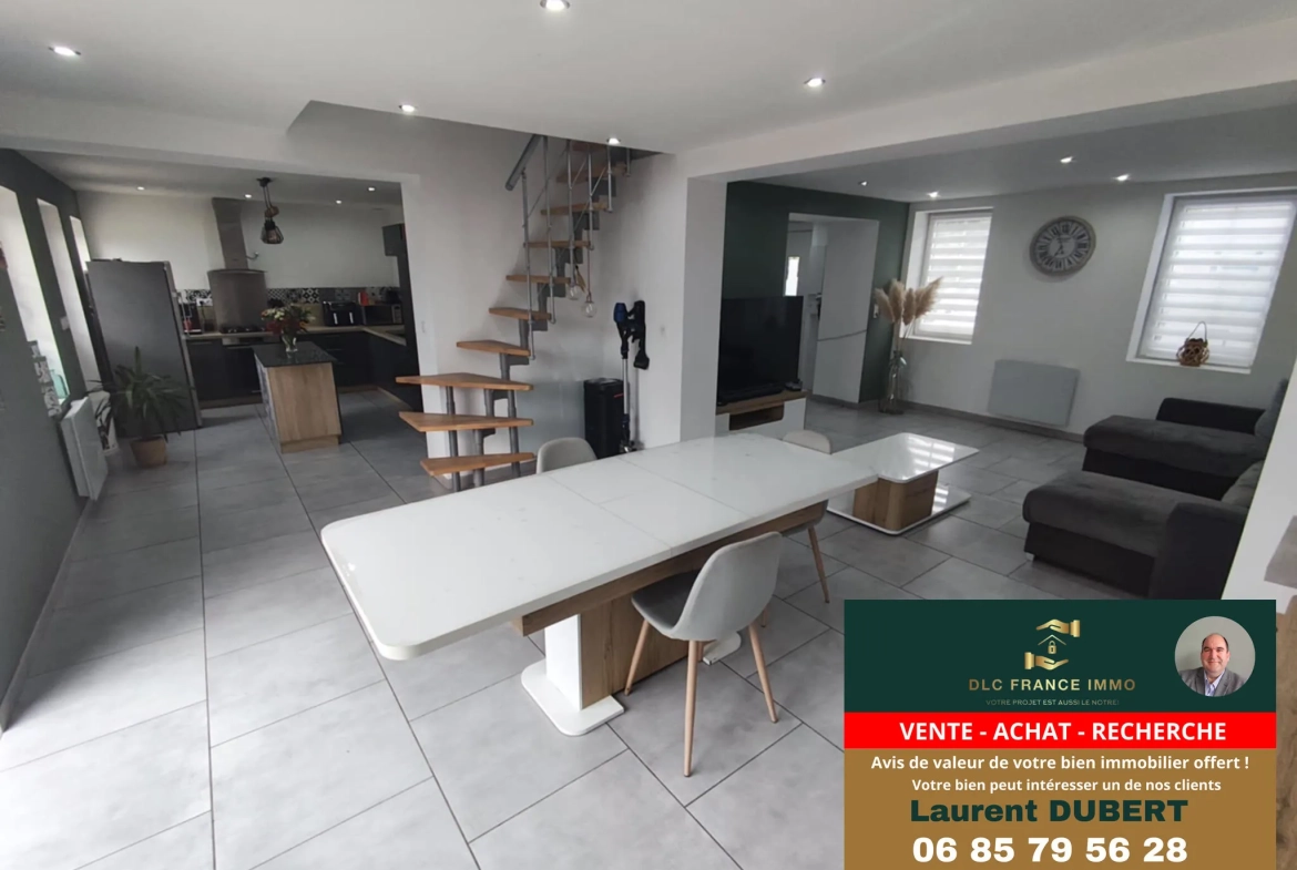 Maison typique rénovée de l'Avesnois avec 3 chambres et grand terrain à vendre 