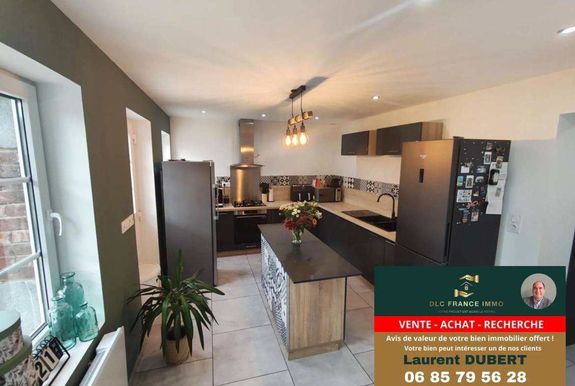 Maison typique rénovée de l'Avesnois avec 3 chambres et grand terrain à vendre 