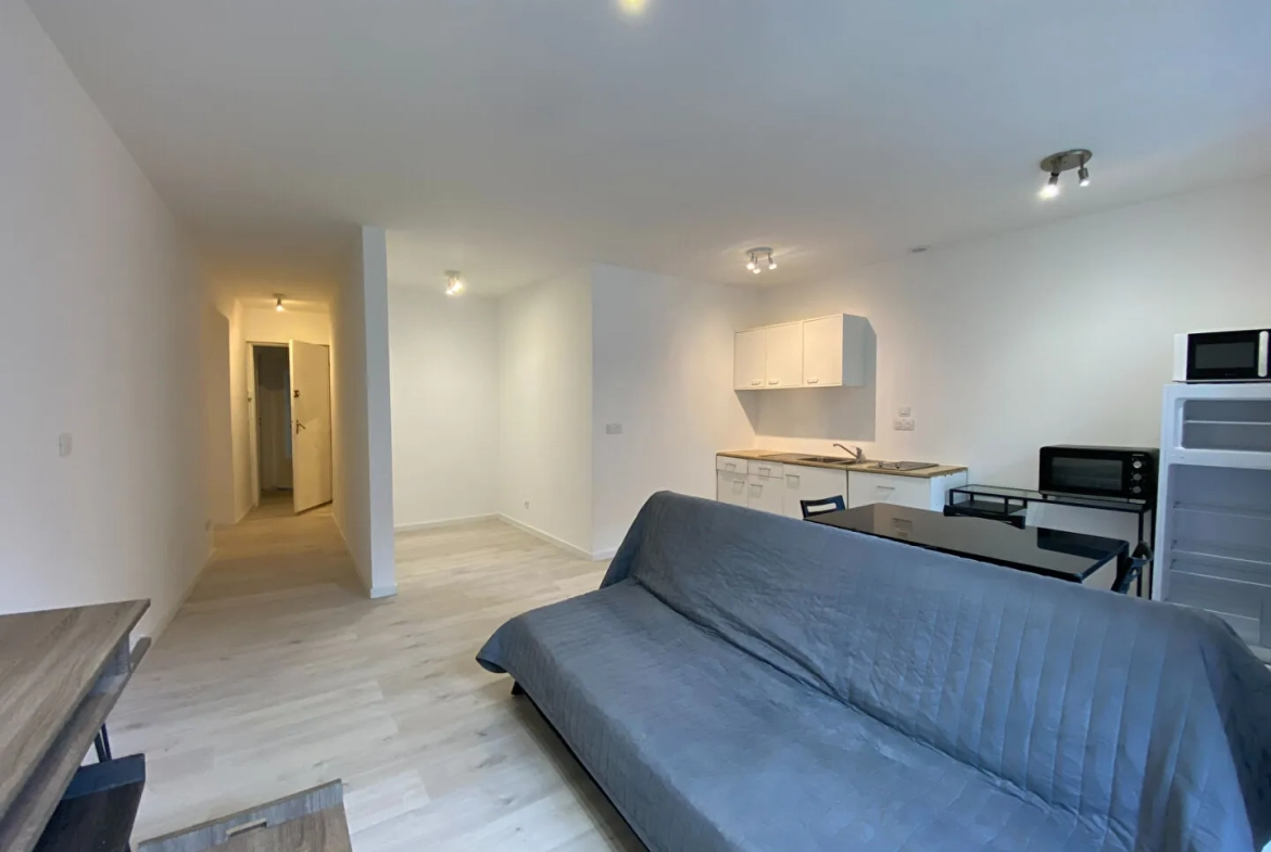Appartement T2 à Pau au dernier étage avec combles aménageables 