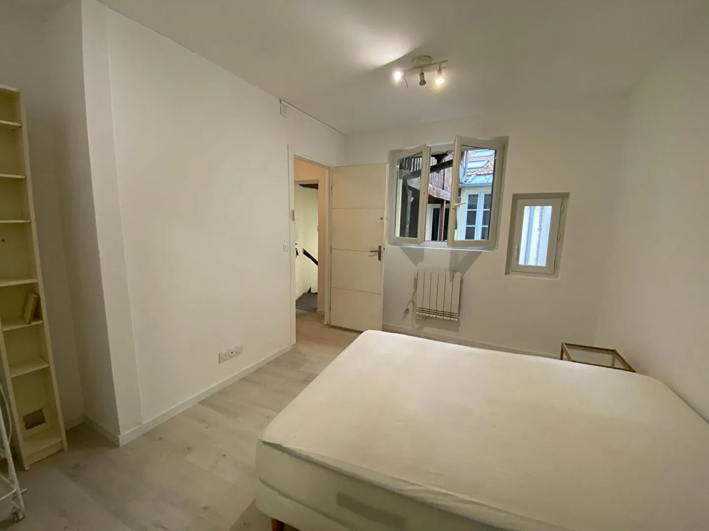 Appartement T2 à Pau au dernier étage avec combles aménageables 