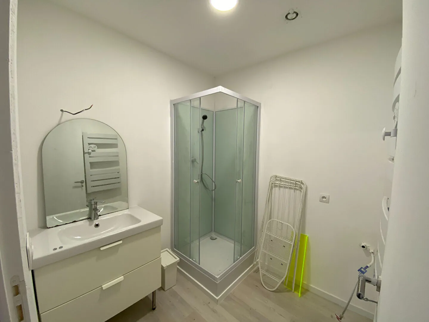 Appartement T2 à Pau au dernier étage avec combles aménageables 