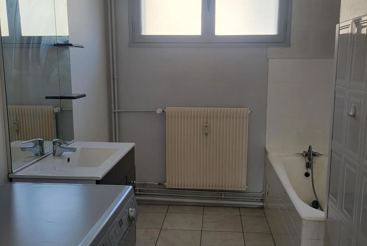 Appartements T2 à vendre à Roanne avec cave et parking privé 