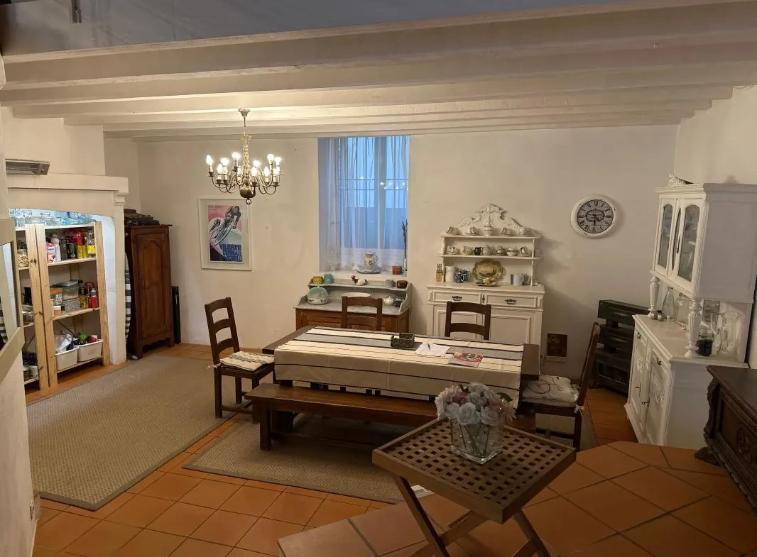 Maison de village authentique avec 4 chambres proche d'Uzès 