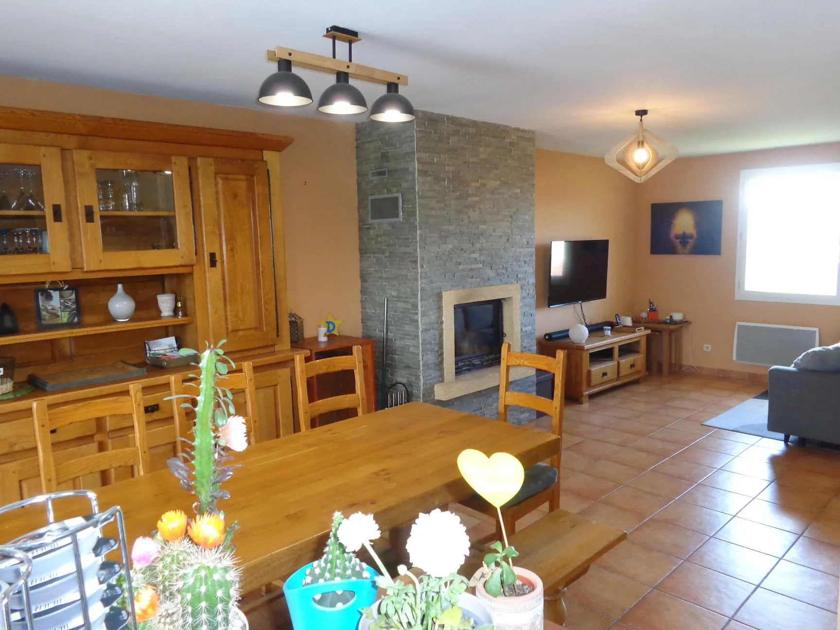 Villa à Chambost-Allières avec piscine, terrasse et vue panoramique 