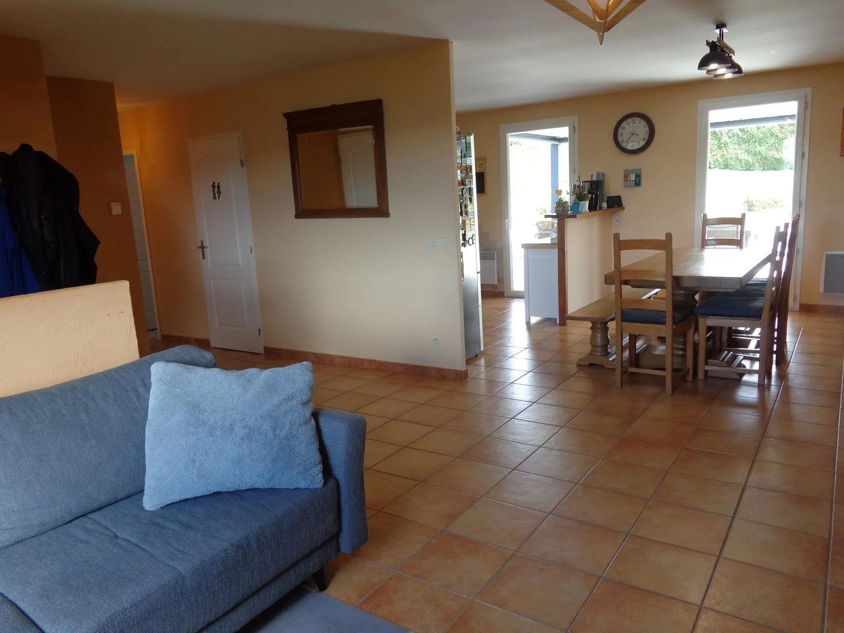 Villa à Chambost-Allières avec piscine, terrasse et vue panoramique 