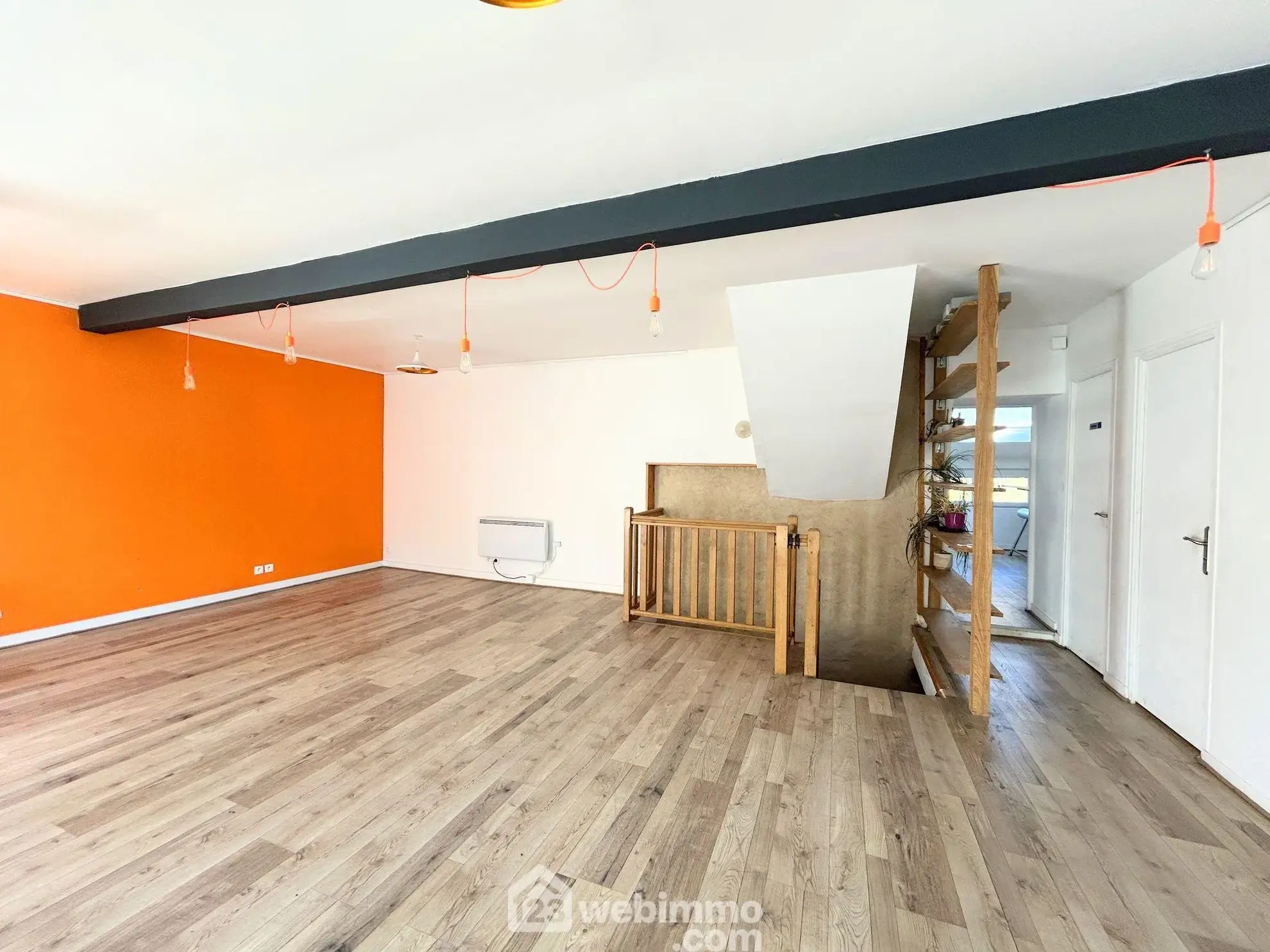 Local commercial et d'habitation de 166 m² à Saint-Michel-en-Grève, proche mer 