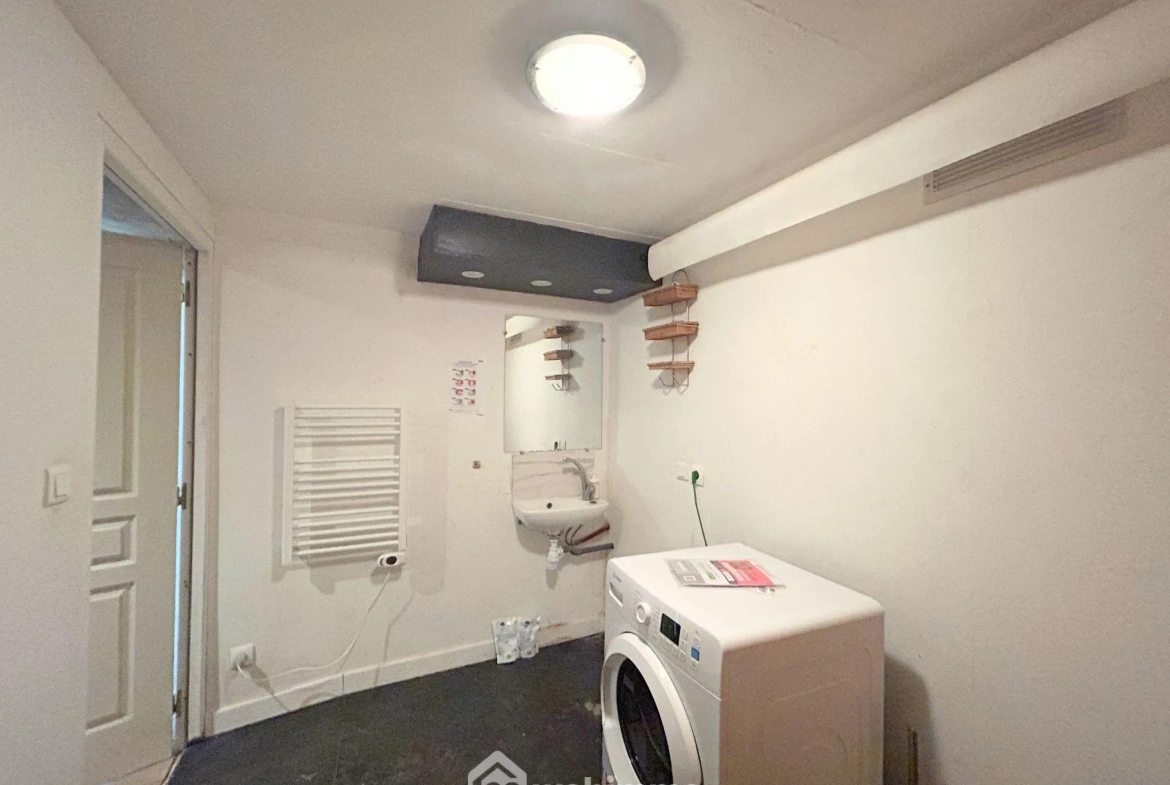 Local commercial et d'habitation de 166 m² à Saint-Michel-en-Grève, proche mer 