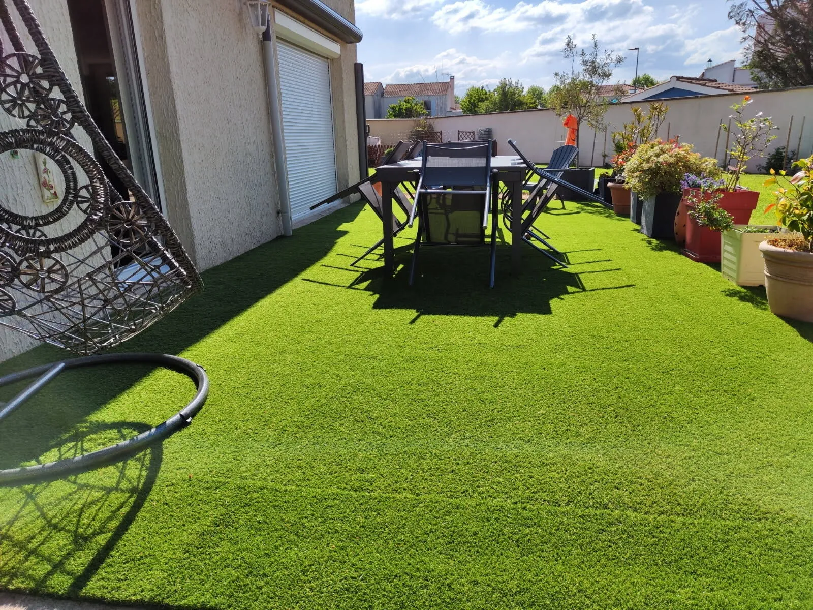Maison mitoyenne à Mably de 100 m² avec terrasse et terrain de 576 m² 