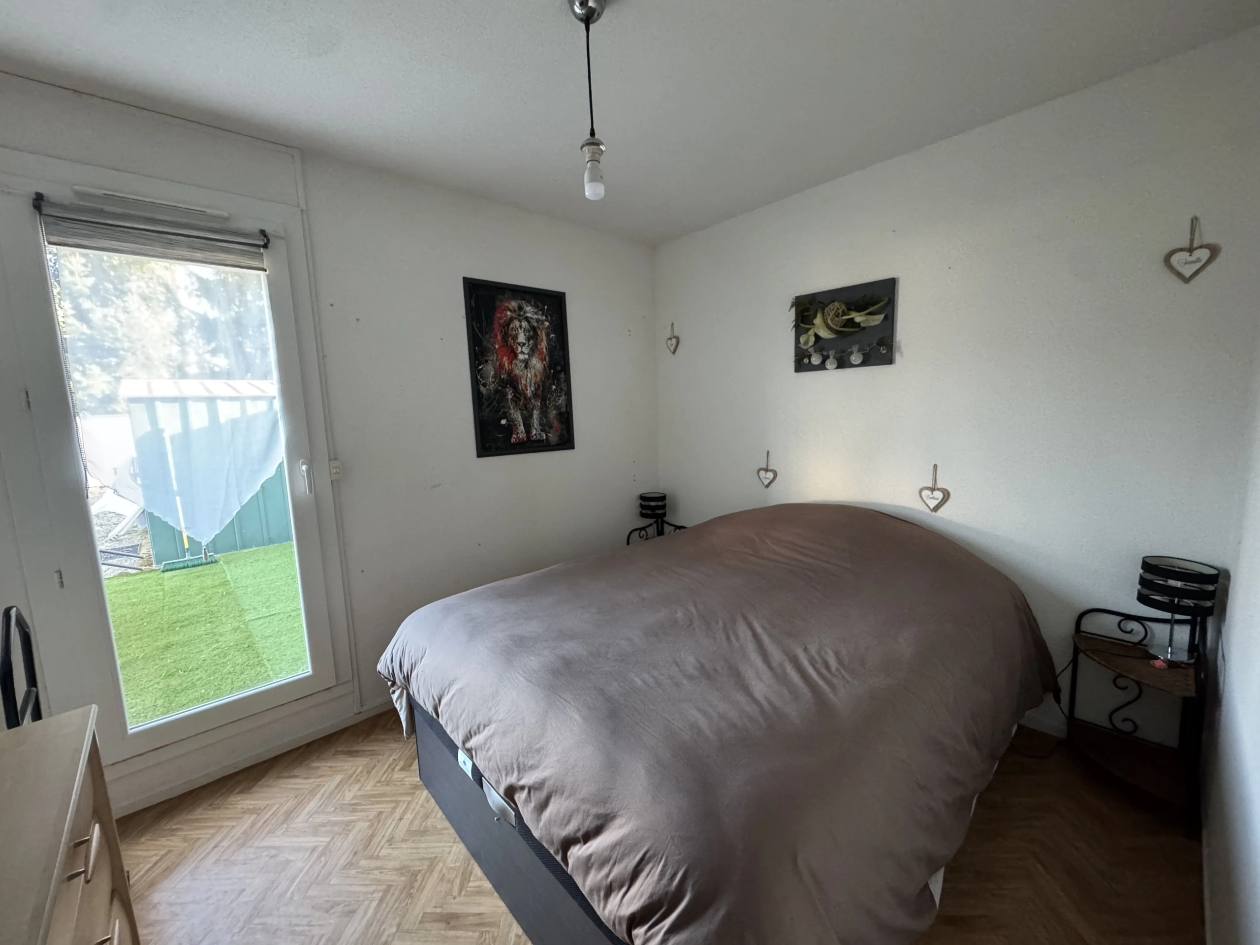 Maison mitoyenne à Mably de 100 m² avec terrasse et terrain de 576 m² 
