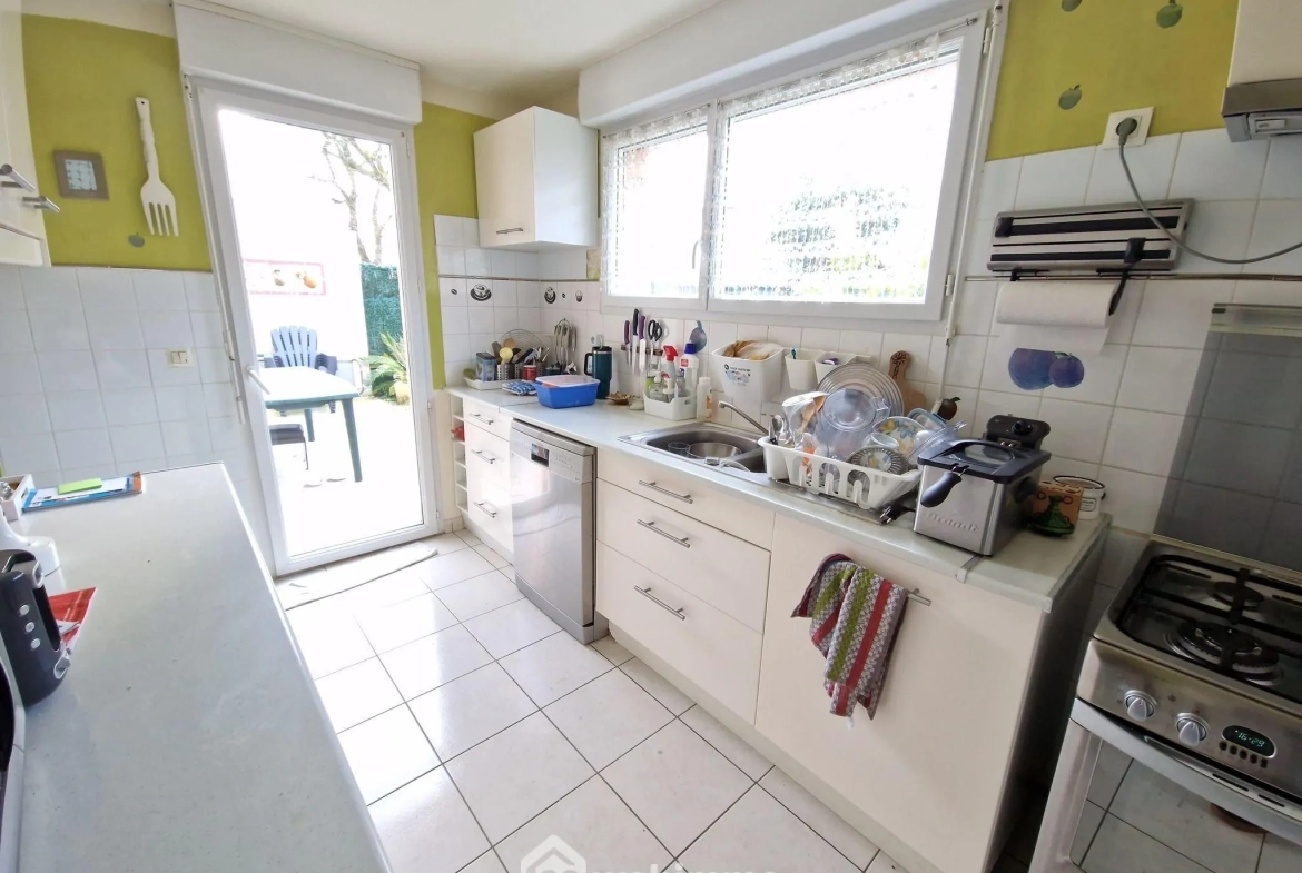 Maison familiale de 86 m² avec jardin et garage à La Roche-sur-Yon 