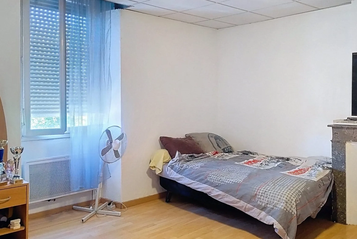Maison individuelle de standing avec piscine à Carmaux – 6 chambres, 236 m² 