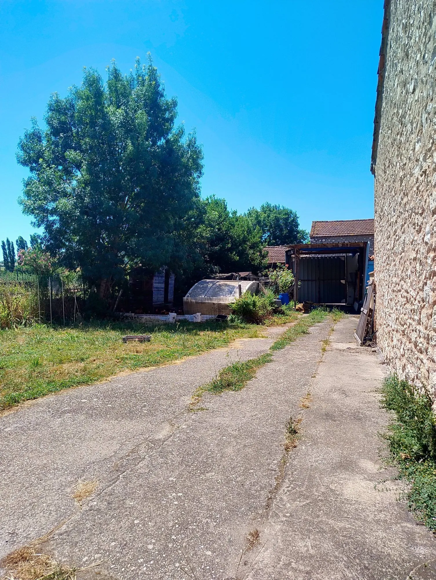Maison individuelle de standing avec piscine à Carmaux – 6 chambres, 236 m² 