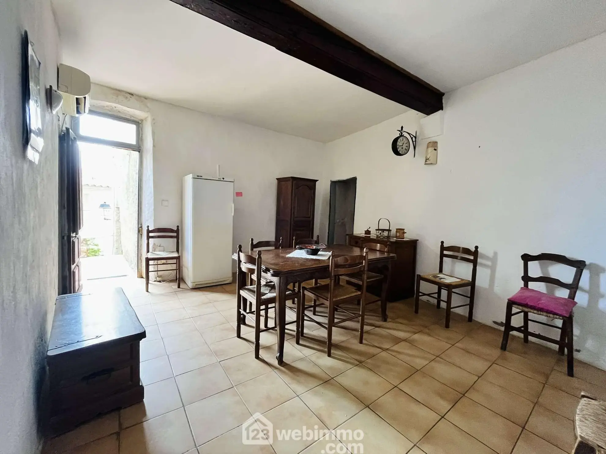 Appartement à rénover avec terrasse et jardin à Santa Reparata, idéal investissement 