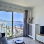 Appartement type studio bis de 30 m² avec vue mer à Fabron, Nice
