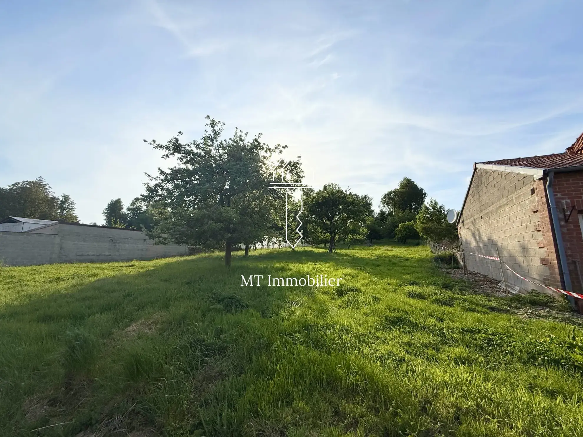 Terrain constructible de 1017 m² à Embry – Opportunité à saisir 