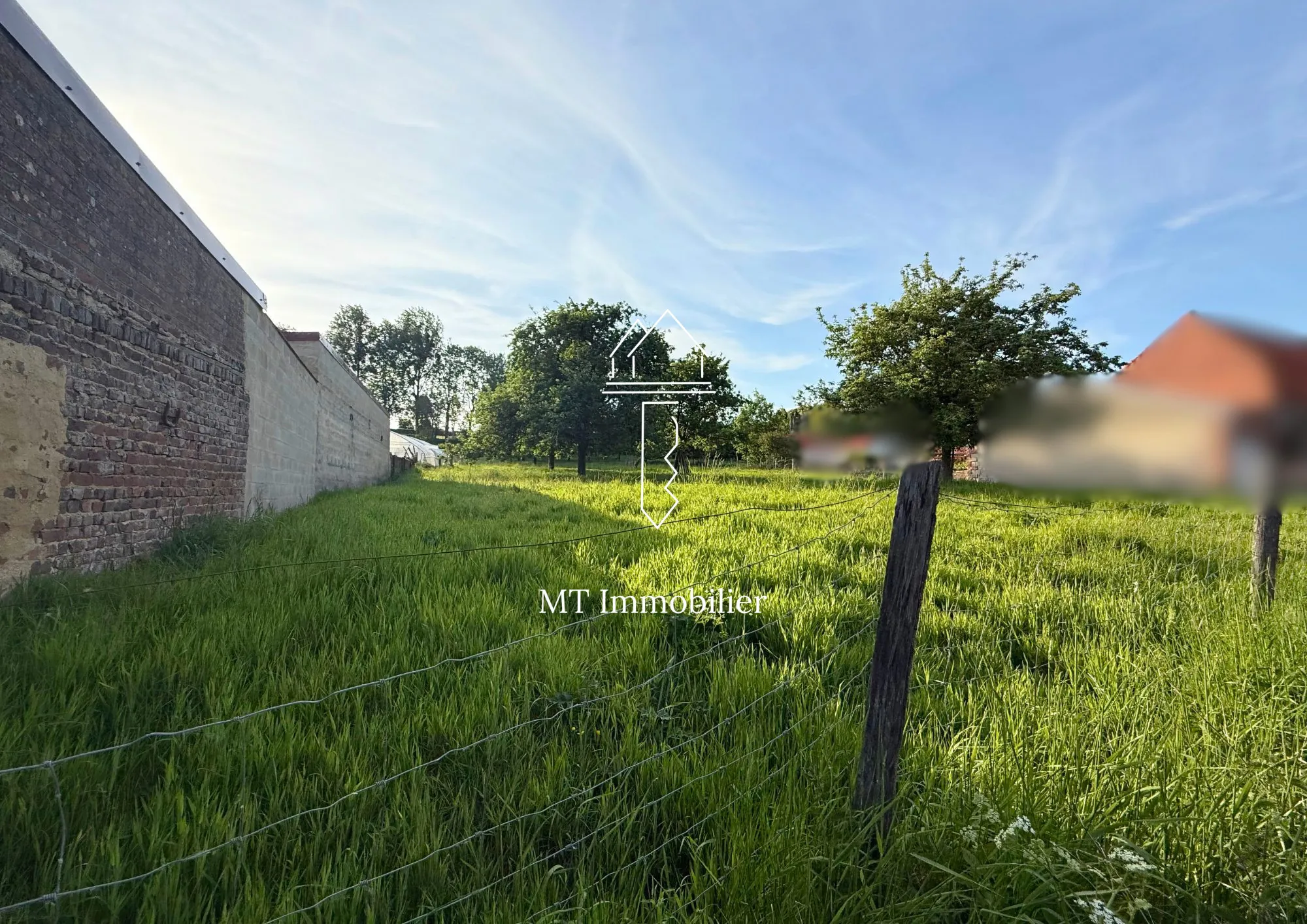 Terrain constructible de 1017 m² à Embry – Opportunité à saisir 
