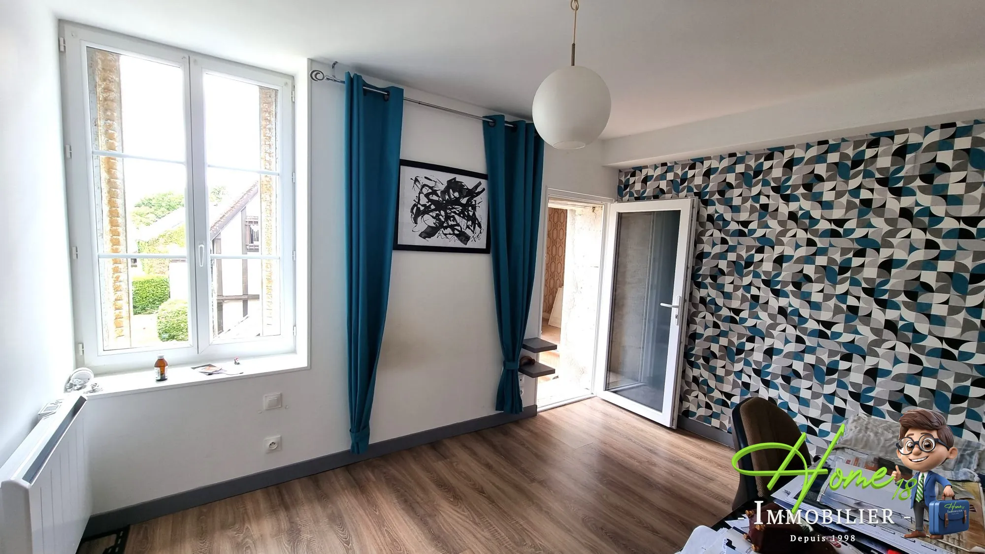 Maison à vendre à Les Aix d'Angillon - Charme et potentiel historique 