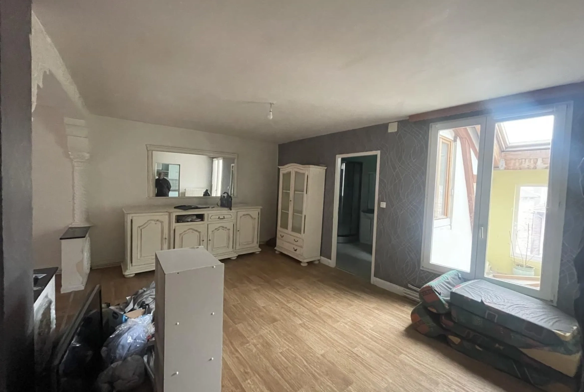 Appartement lumineux de 80 m² à Épinal centre-ville à vendre 
