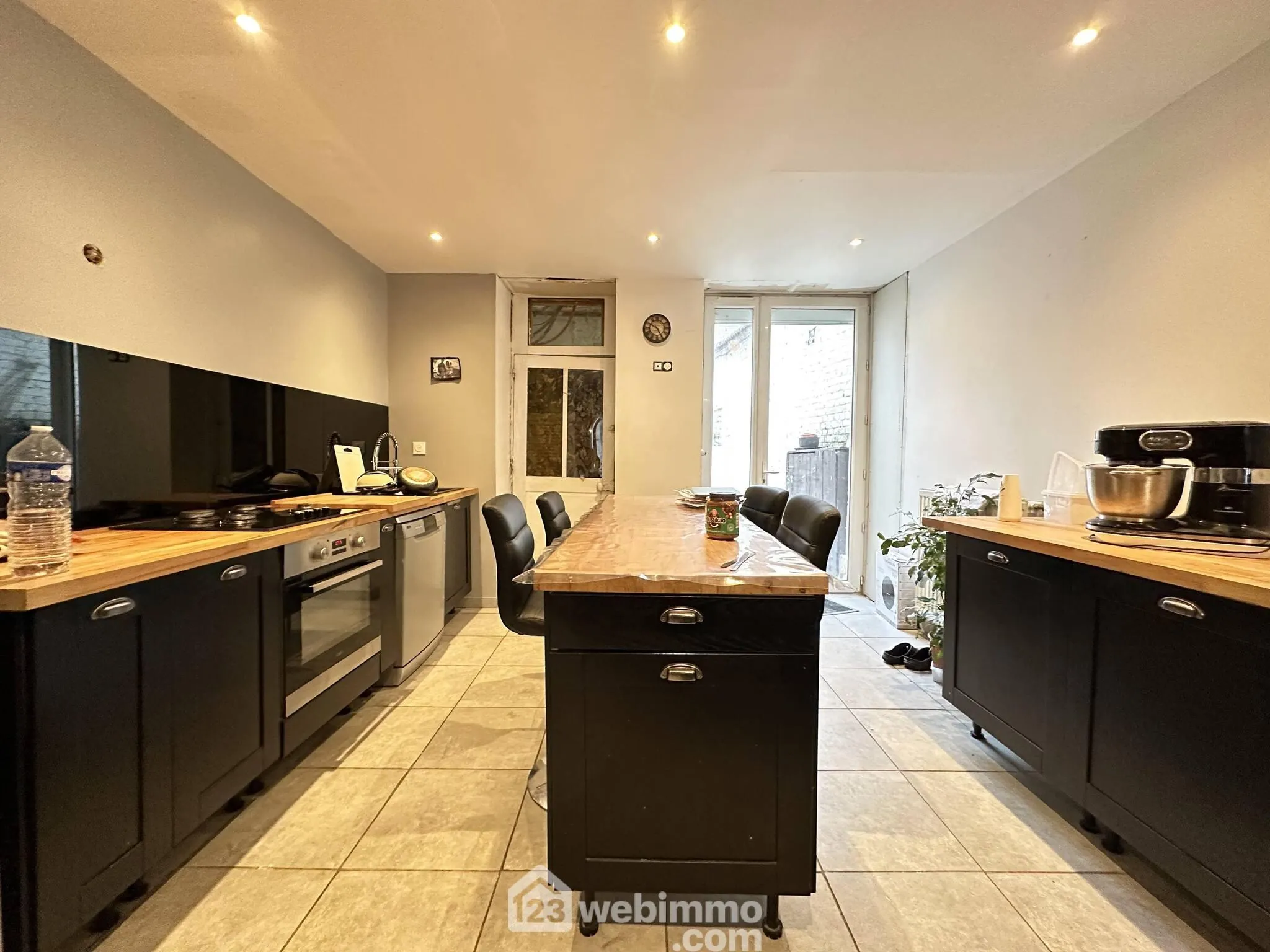Maison en briques de 144 m² avec jardin à Liesse-Notre-Dame 