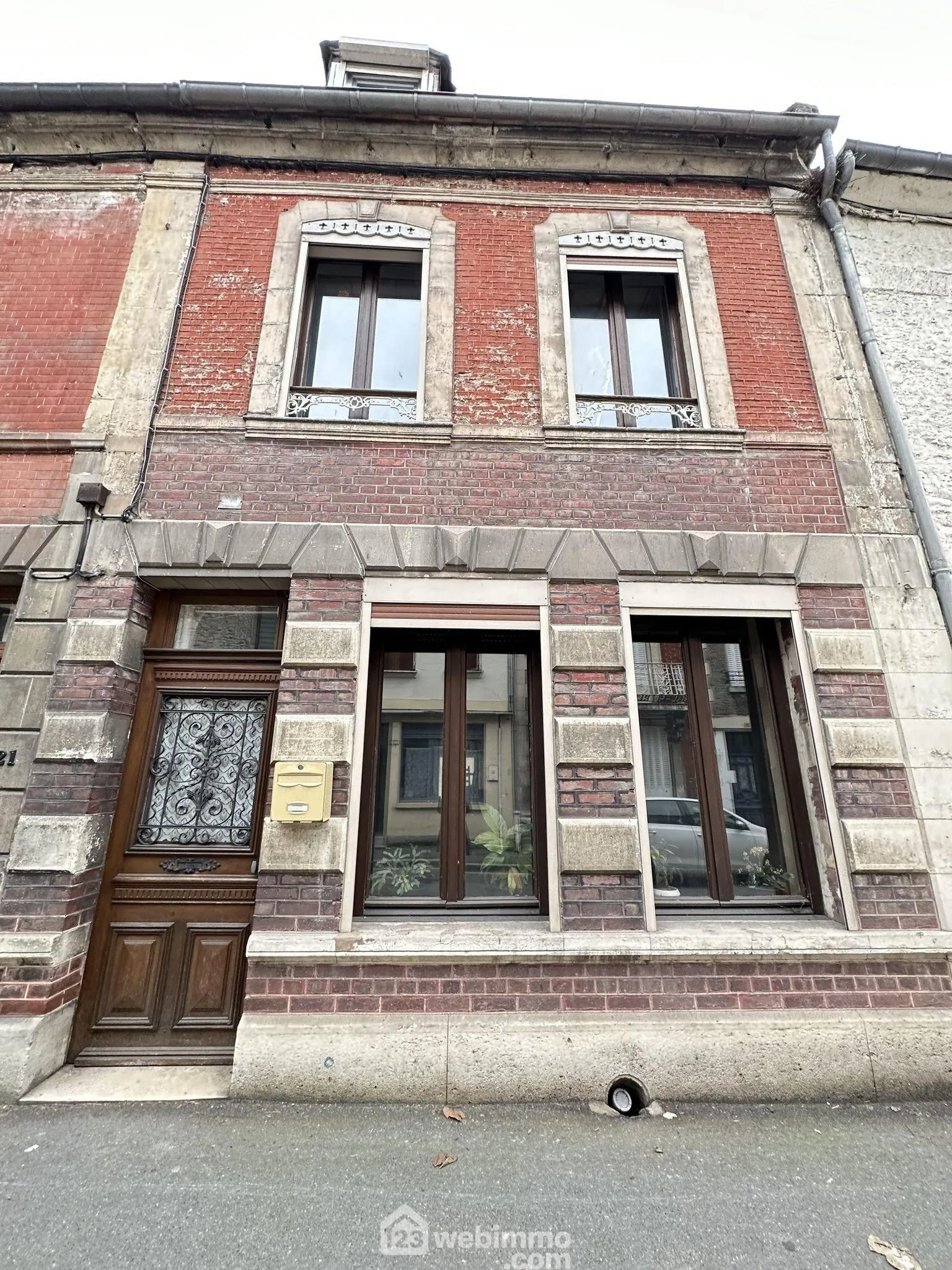 Maison en briques de 144 m² avec jardin à Liesse-Notre-Dame 