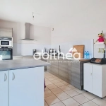 Maison familiale de 134 m² à Saint Genis de Saintonge avec 4 chambres et jardin