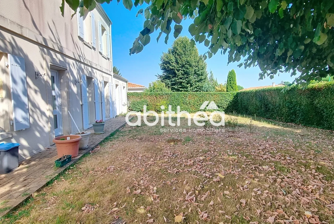 Maison familiale de 134 m² à Saint Genis de Saintonge avec 4 chambres et jardin 