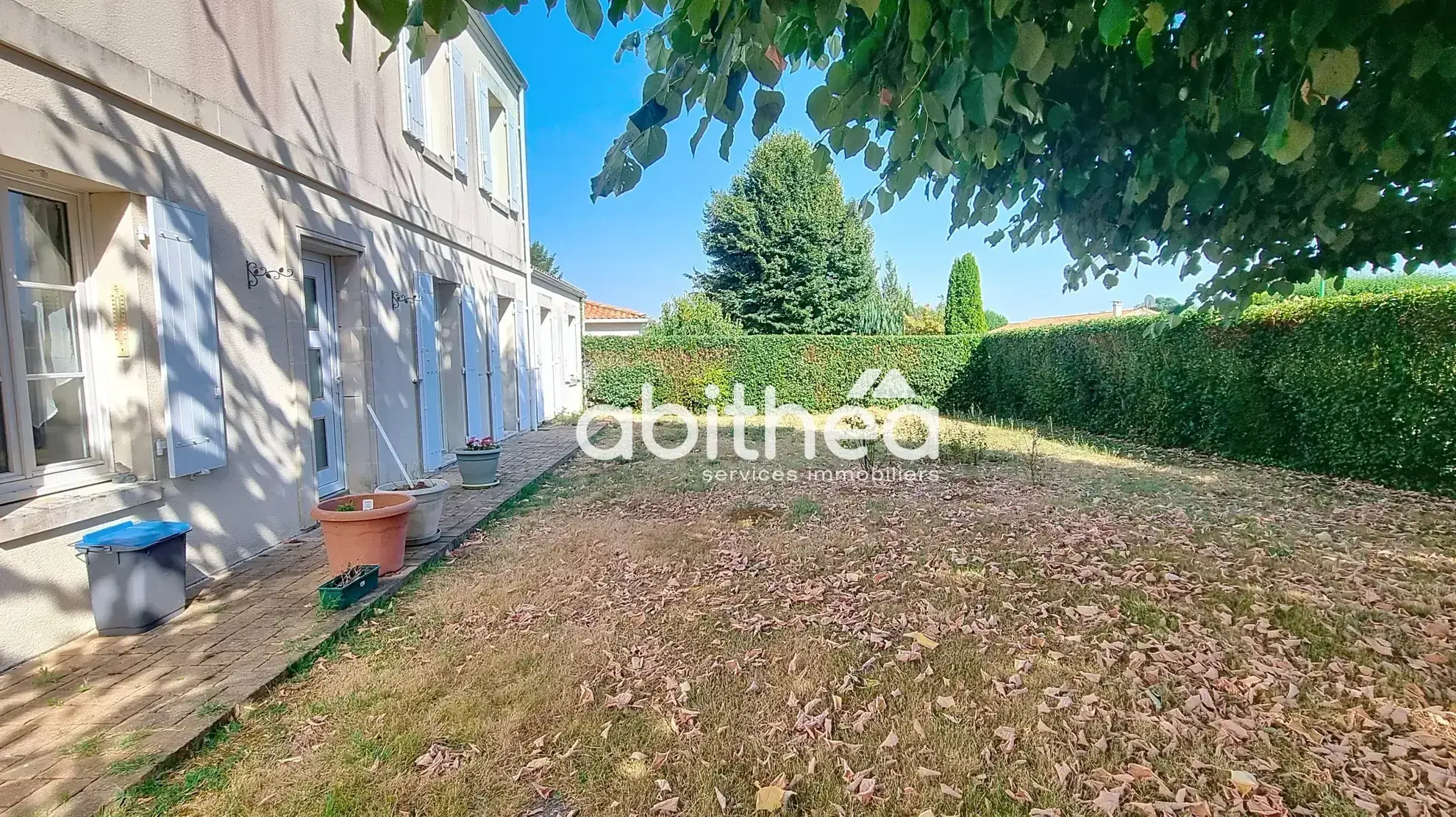 Maison familiale de 134 m² à Saint Genis de Saintonge avec 4 chambres et jardin 