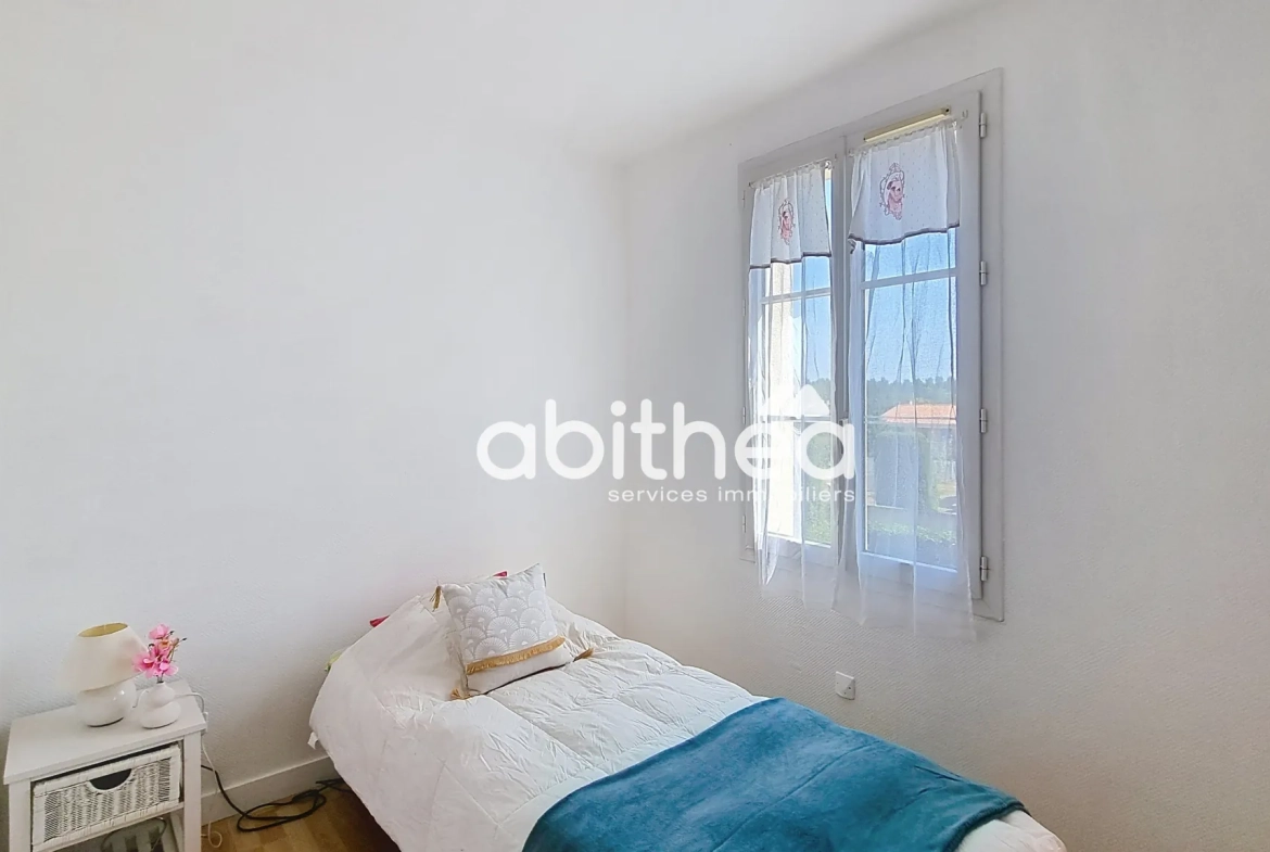 Maison familiale de 134 m² à Saint Genis de Saintonge avec 4 chambres et jardin 
