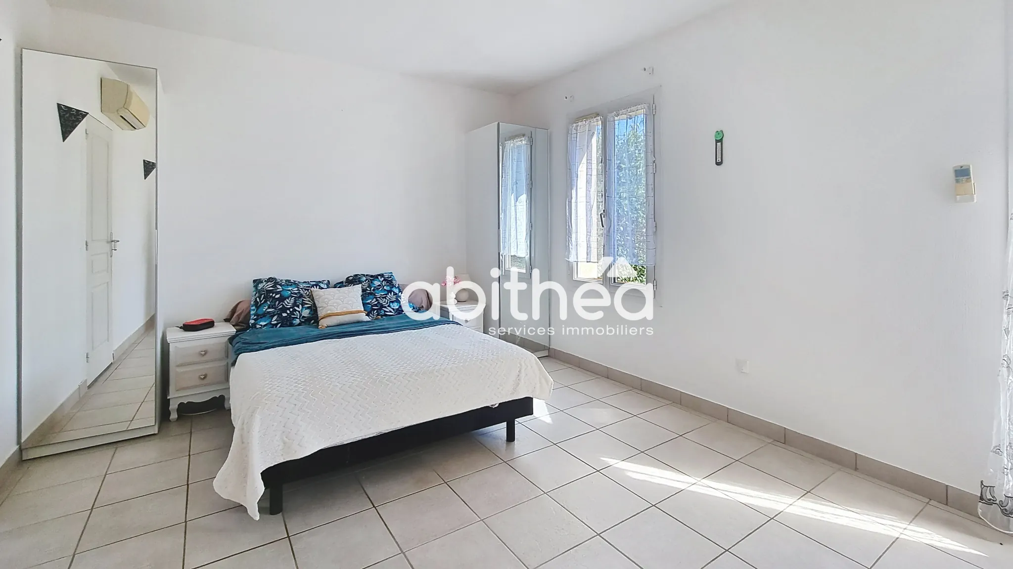 Maison familiale de 134 m² à Saint Genis de Saintonge avec 4 chambres et jardin 