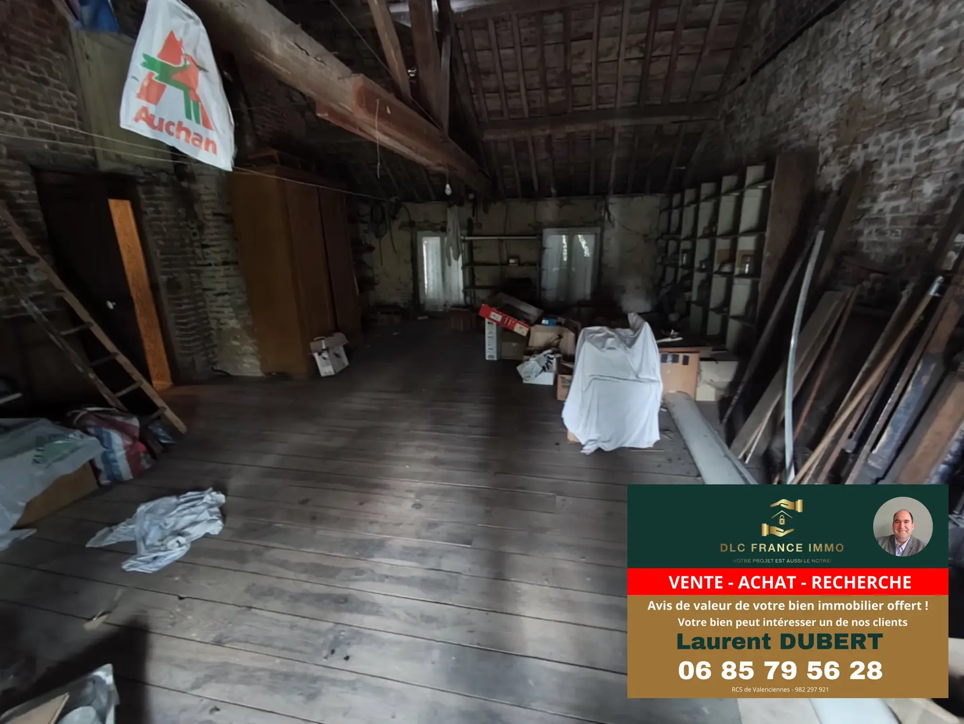 Ancienne ferme avec dépendances à Noyelles-sur-Sambre - 172 m² habitables, terrain de 1496 m² 