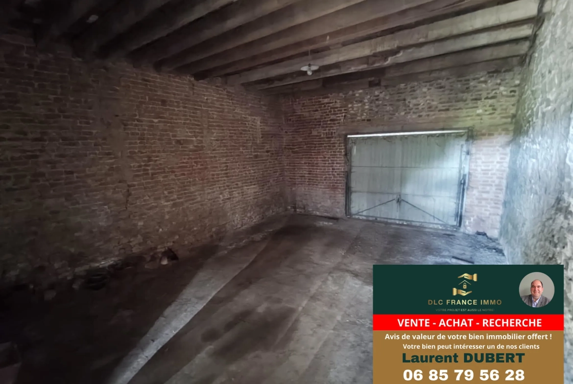 Ancienne ferme avec dépendances à Noyelles-sur-Sambre - 172 m² habitables, terrain de 1496 m² 