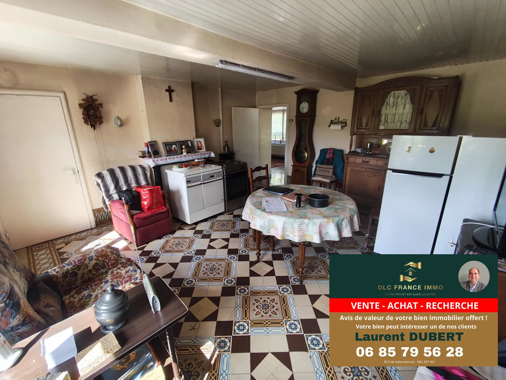 Ancienne ferme avec dépendances à Noyelles-sur-Sambre - 172 m² habitables, terrain de 1496 m² 