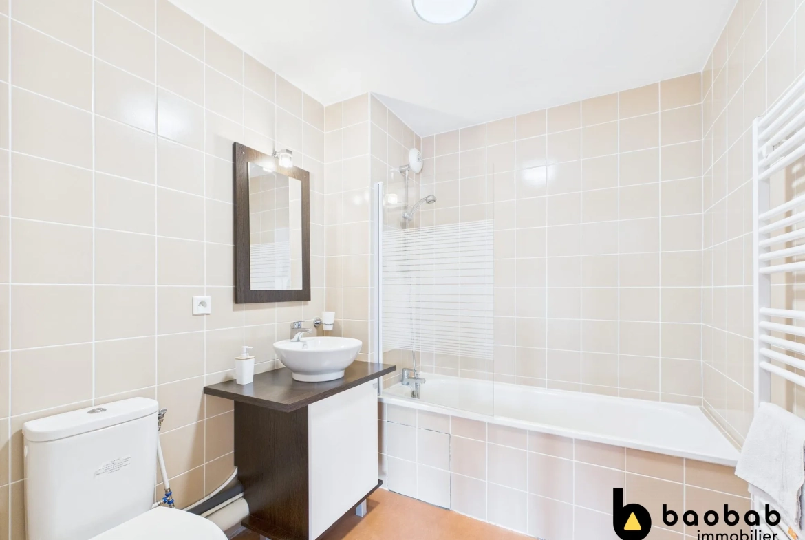 Studio à vendre à LES DESERTS - La Feclaz, résidence avec piscine et vue montagne 