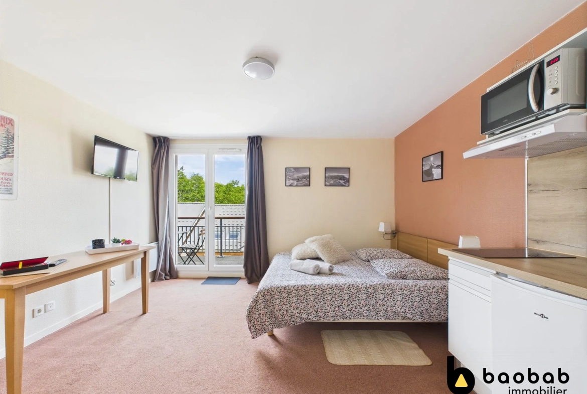 Studio à vendre à LES DESERTS - La Feclaz, résidence avec piscine et vue montagne 