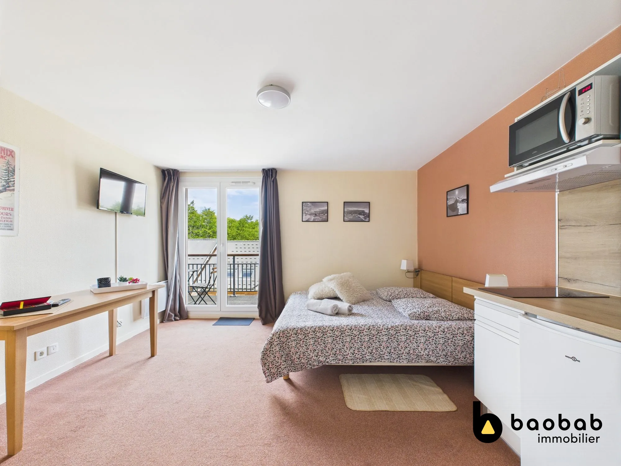 Studio à vendre à LES DESERTS - La Feclaz, résidence avec piscine et vue montagne 