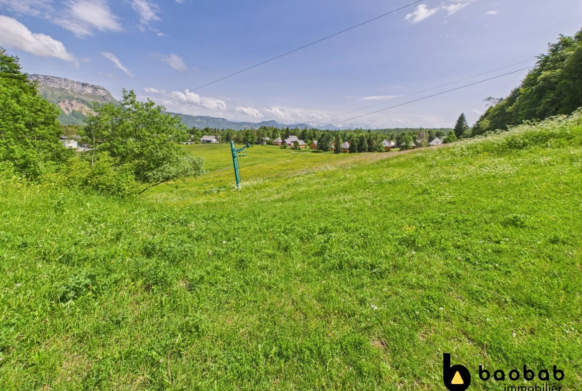 Studio à vendre à LES DESERTS - La Feclaz, résidence avec piscine et vue montagne 
