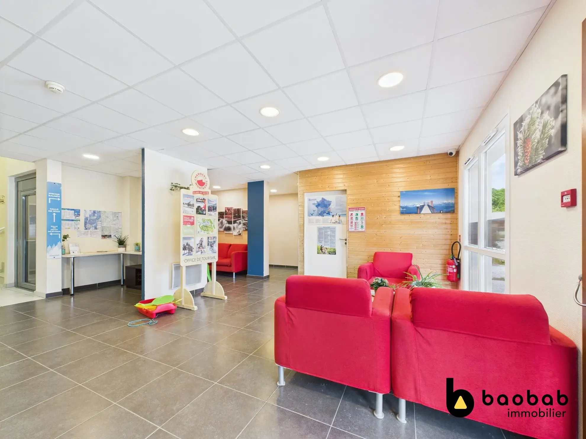 Studio à vendre à LES DESERTS - La Feclaz, résidence avec piscine et vue montagne 
