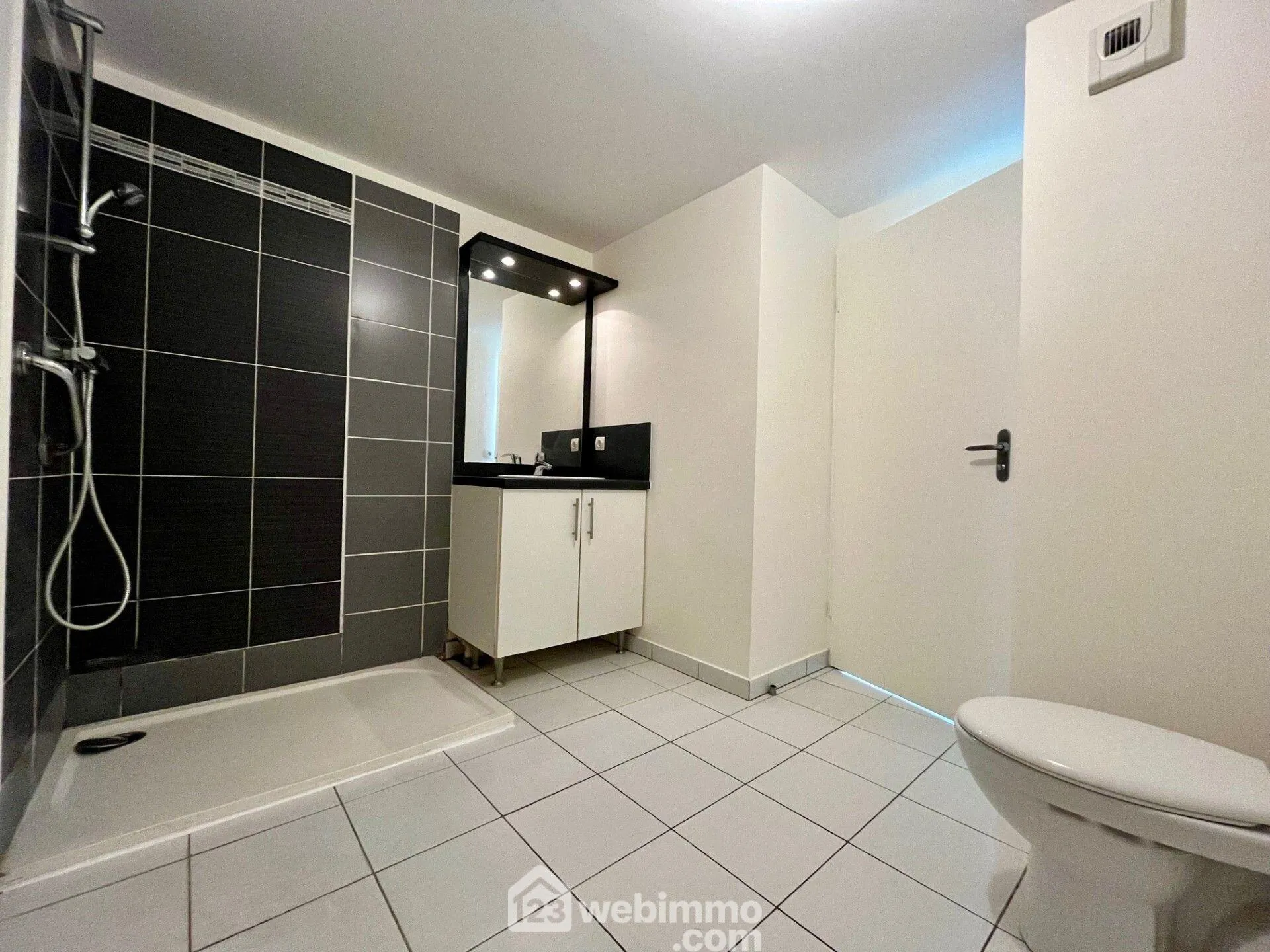 Appartement récent de 39,76 m² à Bordeaux dans le quartier Ginko 